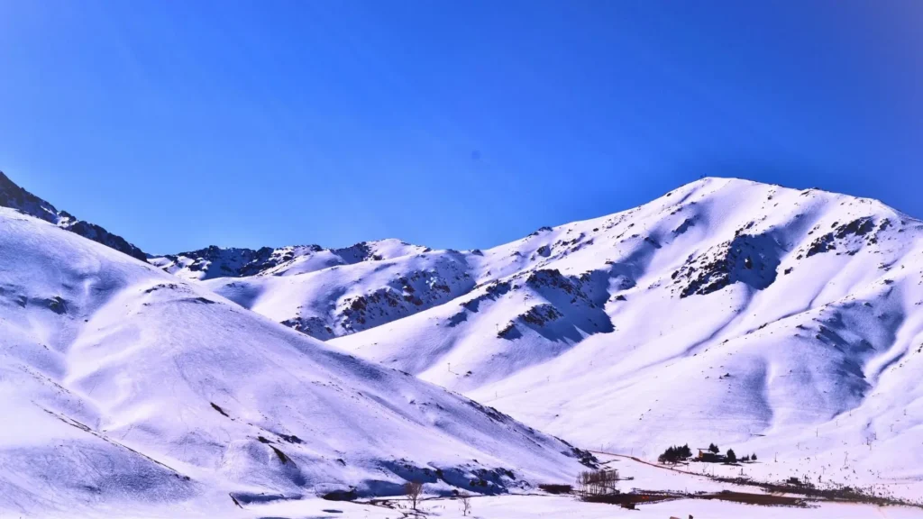 Excursion por oukaimeden esquiar en Marruecos