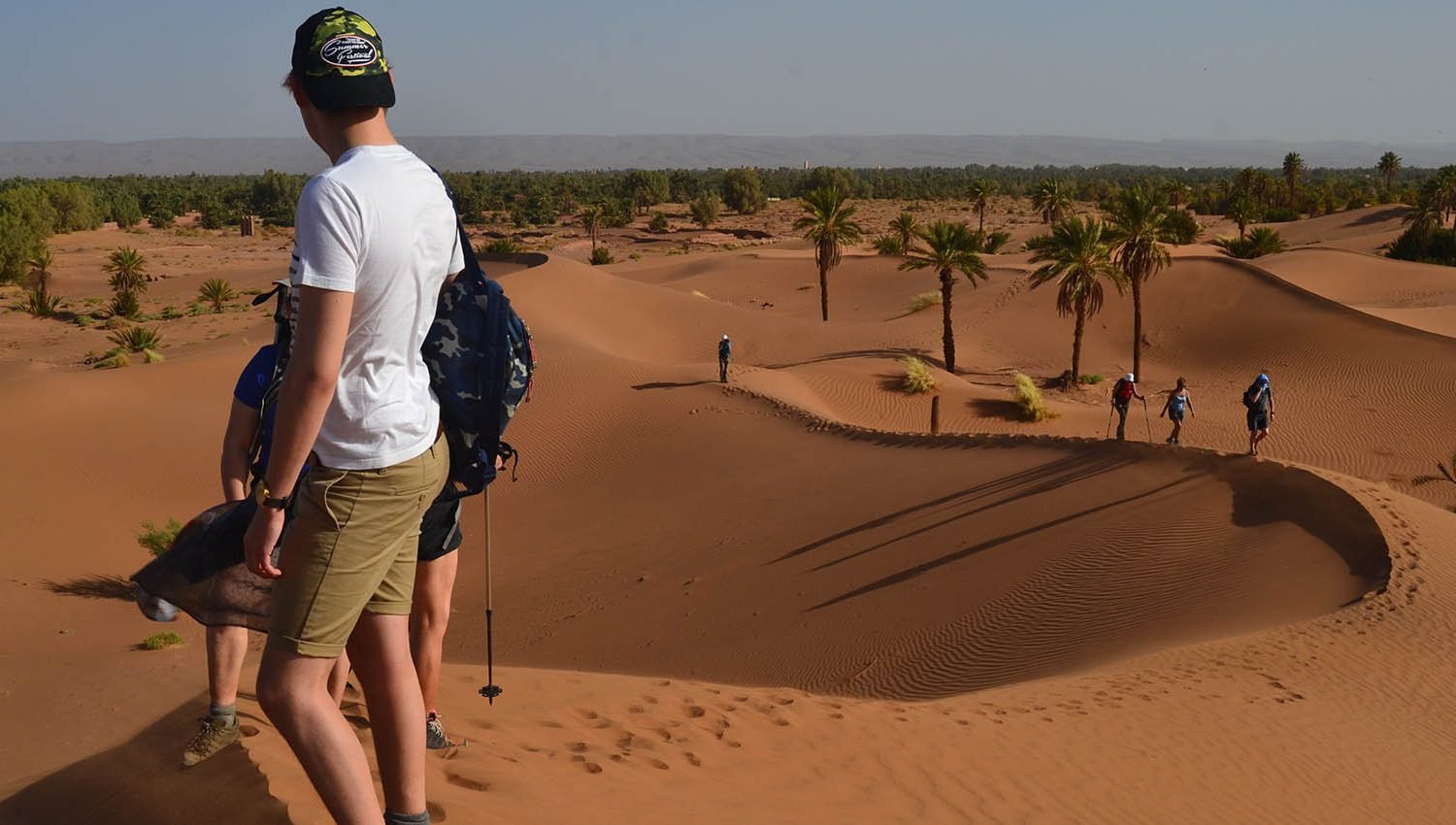 senderismo por el desierto del valle del draa