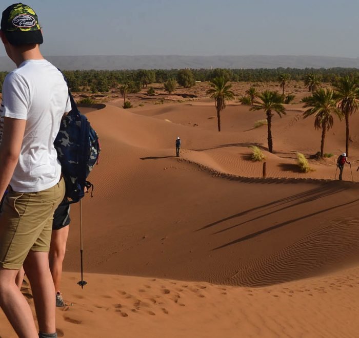 senderismo por el desierto del valle del draa