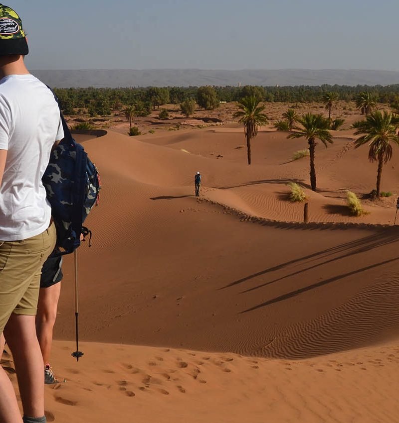 senderismo por el desierto del valle del draa