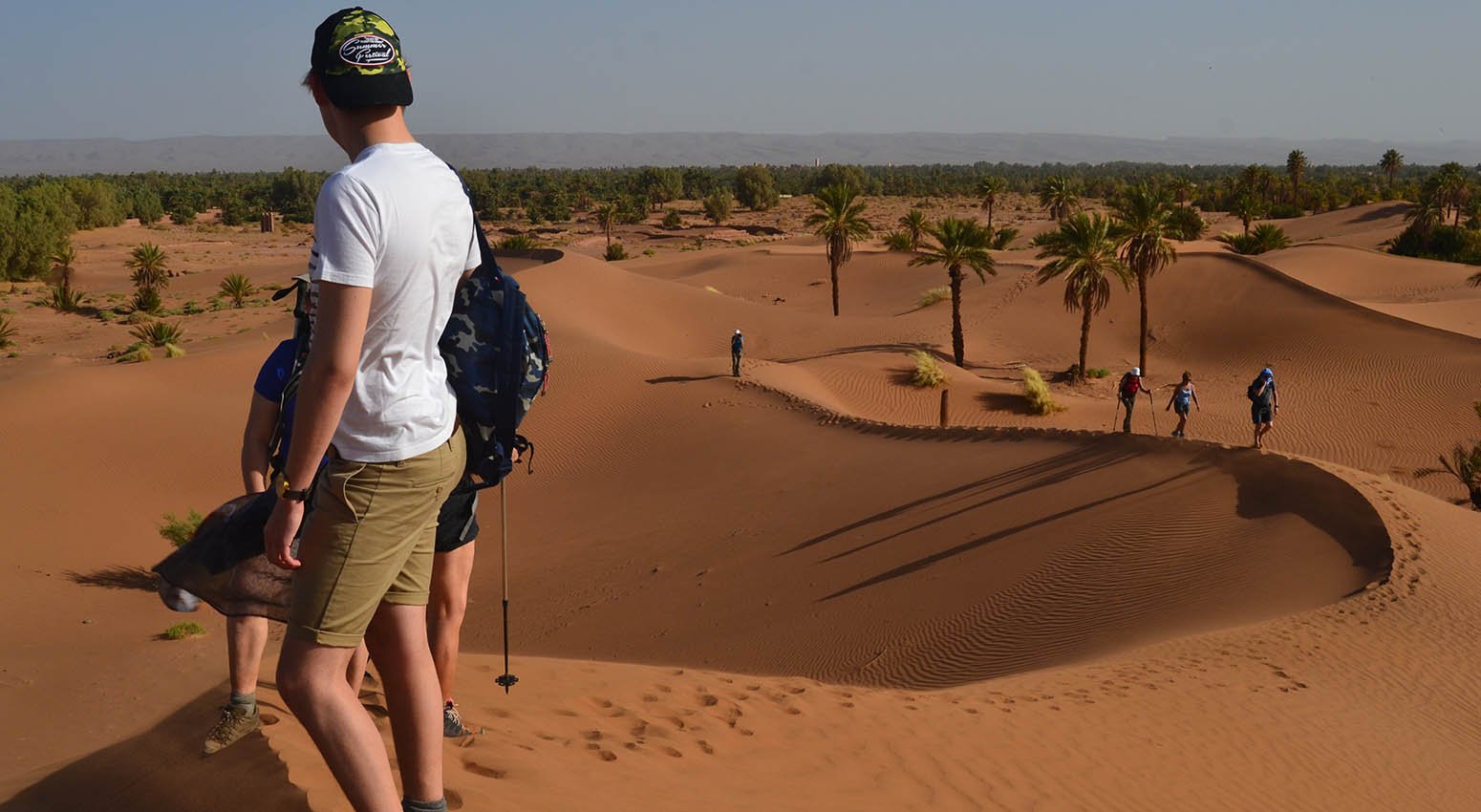 senderismo por el desierto del valle del draa